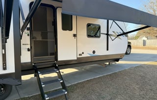 2023 Forest River Salem Platinum 32RETX TT