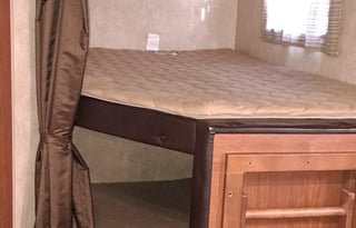 2015 Forest River RV Wildwood X-Lite 262BHXL