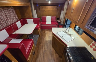 Meet Vinnie! Our retro Vintage travel trailer
