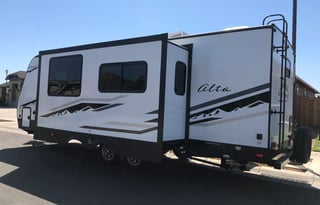 2021 EAST TO WEST Alta 2600KRB