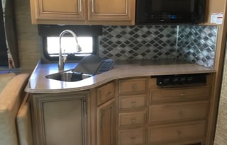 2018 Newmar Canyon Star 3924