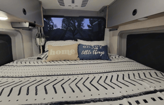 Blanca - 2021 Winnebago Solis 59PX - Sleeps 4!