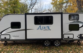 2016 Coachmen RV Apex Ultra-Lite