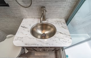 Erick Esteem 2025 sleeps 6,KING BED, Outside tv