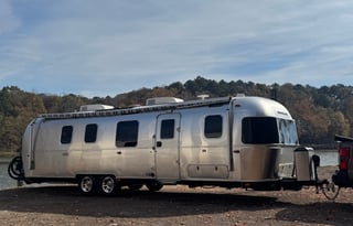 2024 Airstream RV Classic 33FB Twin