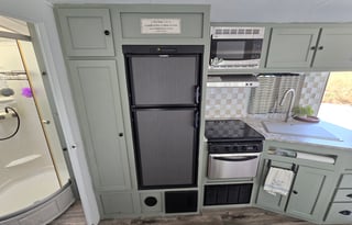 Spacious Family Bunkhouse • 2 BATHROOMS • 2 A/Cs