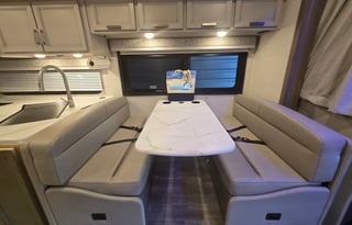 The Phoenix, 2026 Thor Motor Coach Omni TRAIL R36