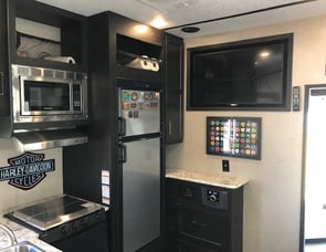 Keystone RV Impact 29V