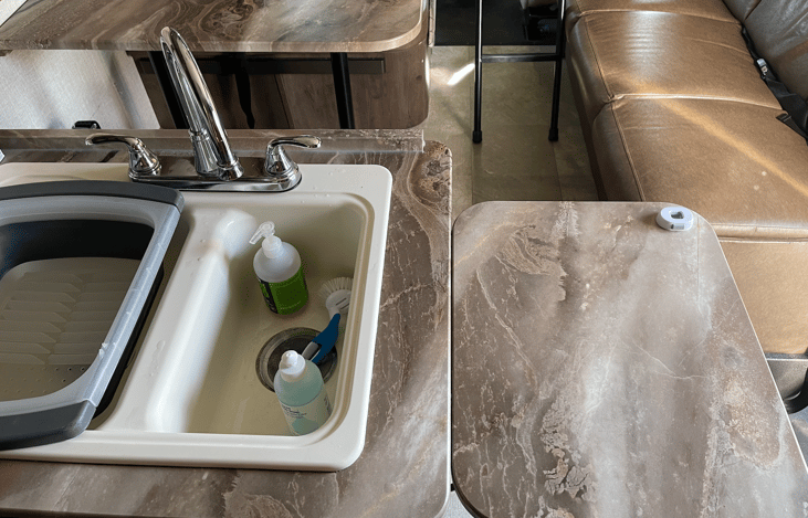 Extended preparation space.