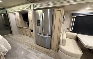 2020 Newmar Ventana 4037