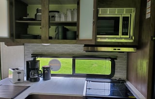 FULLY STOCKED!!2022 Forest River RV Wildwood XLite