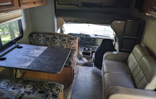 Fleetwood Jamboree Searcher 31m 2015