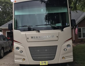 Winnebago Vista 31BE