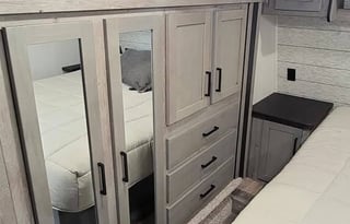 2020 Keystone Raptor 423 Toy Hauler GarageDelivery