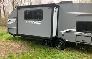 Squirrel’s Campers LLC