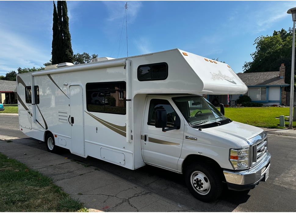 Class C Motor Home rentals in Yountville
