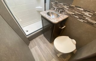 24' Thor Freedom Elite is a breeze to drive!