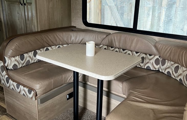 Dinette turns into double bed!