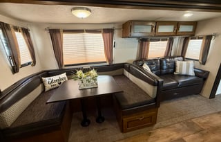 2018 Forest River Salem 30KQBSS **Separate Bunk**