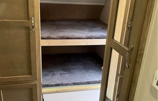 2020 R-Pod Sleeps 4. Light. Can be pulled by  SUV.