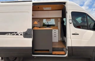 4 Season Adventure Mercedes Sprinter “Rhonda”
