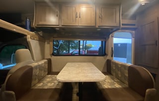 2016 Coachmen RV Freelander 29KS Ford 450