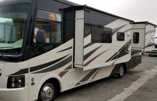 2019 Coachmen Pursuit 32WC (No Special License)