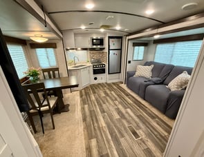 Keystone RV Premier Ultra Lite 24RKPR