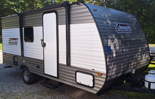 2024 Dutchmen RV Coleman Lantern LT Series 17B