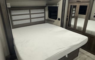 Solitude 3950BH-R ***Bunks & 2 Full Baths***