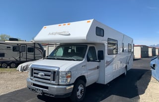 2015 Thor Motor Coach Four Winds 28A