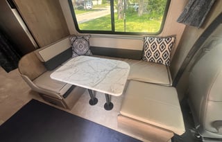 Family and Pet Friendly fun in this Freelander RV!