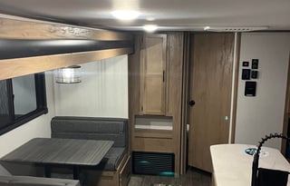 2023 Forest River Cherokee Alpha Wolf 33BH-L