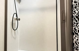 2025 Coleman Light 17BX