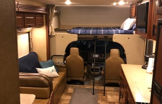 2017 Thor Motor Coach Chateau 31L