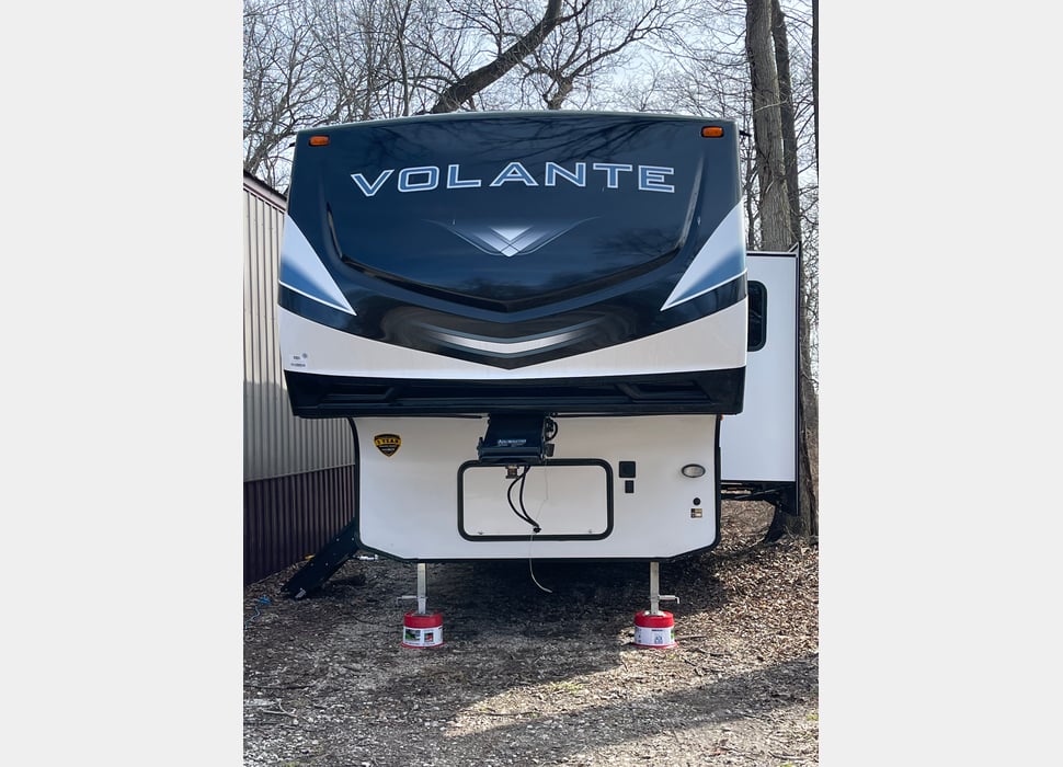 Fifth Wheel rentals in Rockton