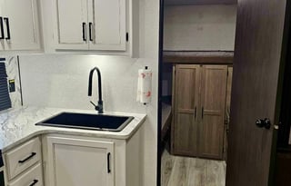 Break - Brand-New Bunkhouse Built for Family