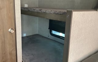 2020 Coleman Lantern LT 17B