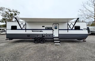 2024 Gulf Stream Kingsport Supreme 33DBDB