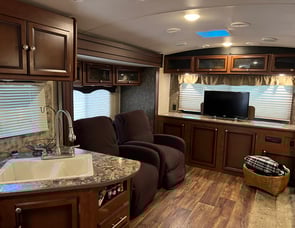 Heartland Wilderness 3175RE