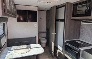 Dutchmen Kodiak 24' Easy Tow, Big Adventure!