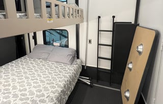 2021 Newmar Canyon Star 3927