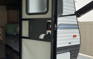 Travel Trailer that Sleeps 5 and is under 4000lbs!
