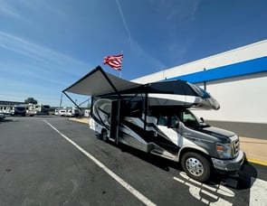 Coachmen RV Leprechaun 260DS Ford 450