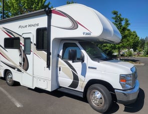 Thor Motor Coach Four Winds 23U