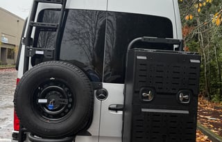 24 Class B Thor Sanctuary 19L Mercedes 4X4 Diesel