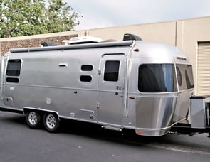 Airstream RV Flying Cloud 25RB Twin