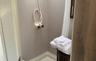 Incredible Family Friendly Trailer Camper