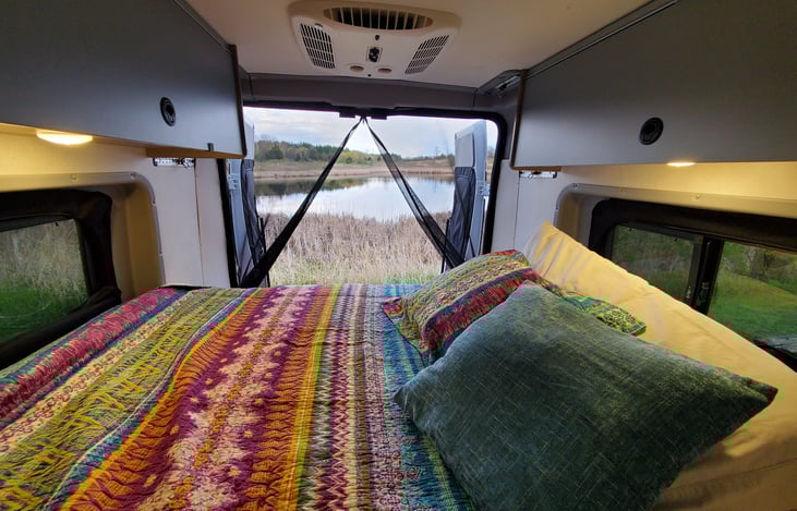 Queen bed open to the outdoors weather permitting