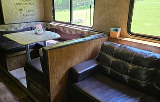 RV - 6 Miles to Bethel Woods set up on sheep farm